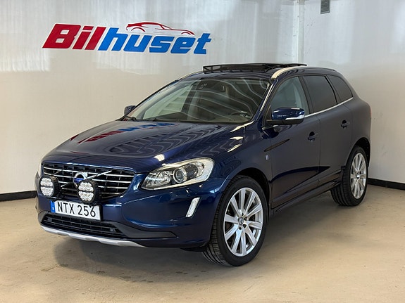 Volvo XC60 2 of 16