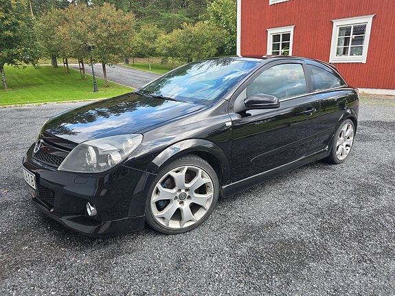 Opel Astra 2 of 9