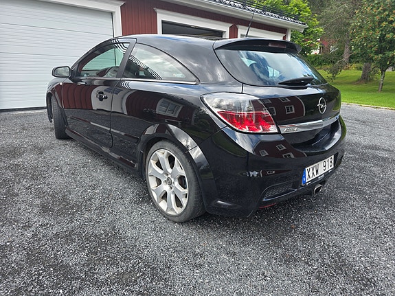 Opel Astra 6 of 9