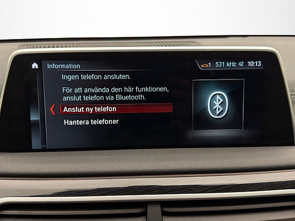 BMW 750iL 26 of 30