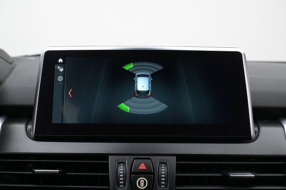BMW 225xe 17 of 27