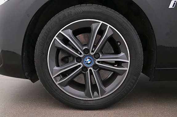 BMW 225xe 27 of 27