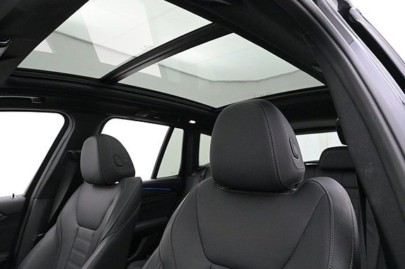 BMW X3 20 of 27