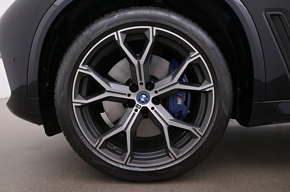 BMW X5 27 of 27