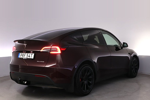 Tesla Model Y 5 of 27