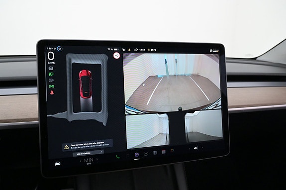 Tesla Model Y 18 of 27