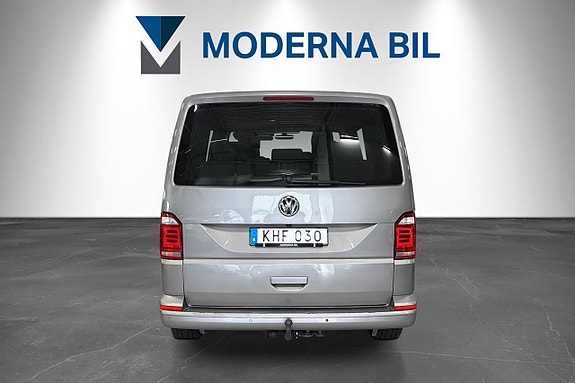 Volkswagen Multivan 4 of 22