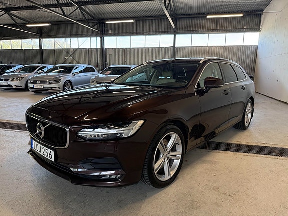Volvo V90 2 of 20