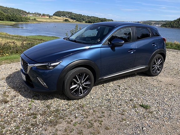 Mazda CX-3 2 of 15