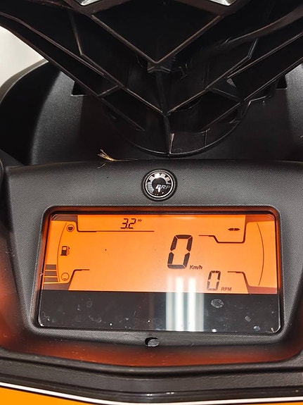 Sea-Doo Spark 2up iBR 90hk Inkl. Click&Go Trailer & Kapell 5 of 6