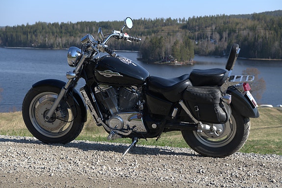 Honda VT1100C2 Shadow 7 of 8