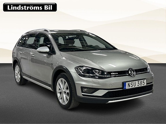Volkswagen Golf Alltrack 3 of 18