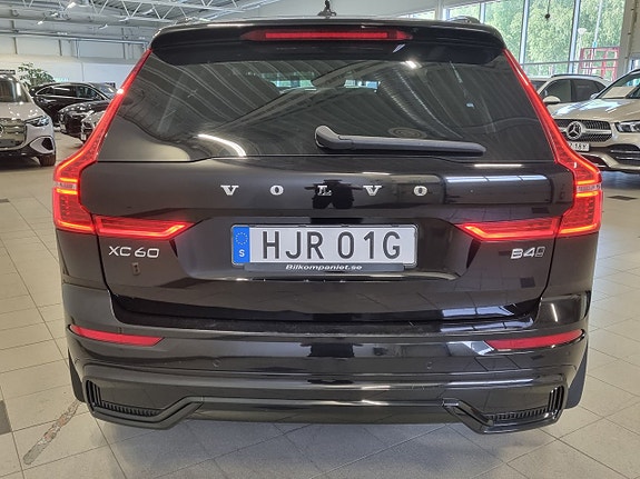 Volvo XC60 5 of 16
