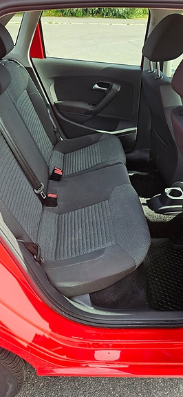 Volkswagen Polo 12 of 21
