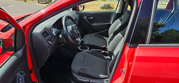 Volkswagen Polo 16 of 21