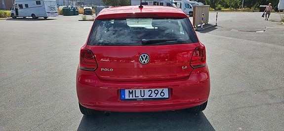 Volkswagen Polo 8 of 21