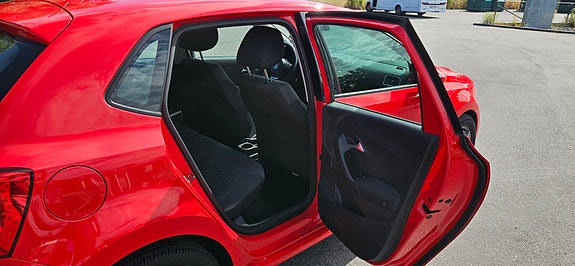 Volkswagen Polo 11 of 21