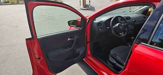 Volkswagen Polo 15 of 21