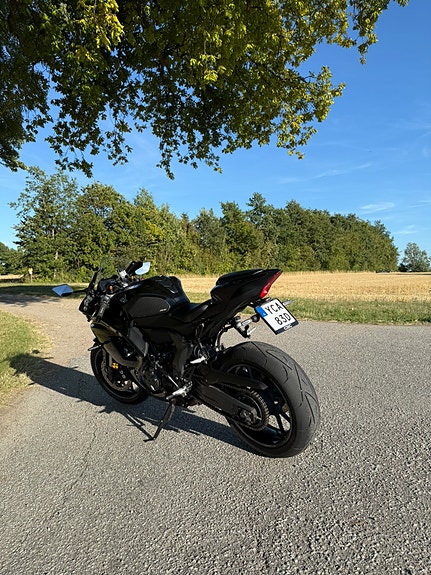Yamaha YZF-R7 35KW 5 of 11