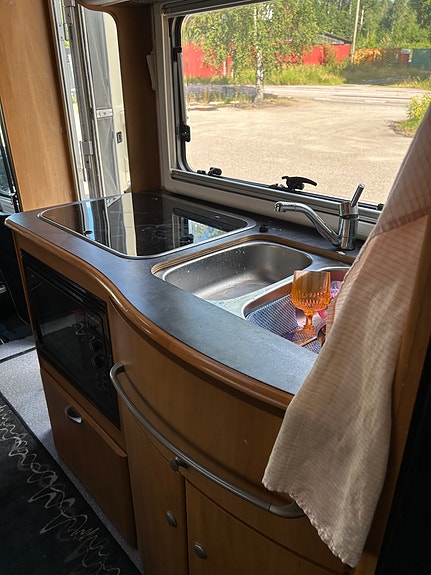 Hymer C644 4 of 9