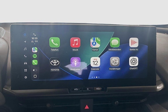 Toyota C-HR 11 of 15