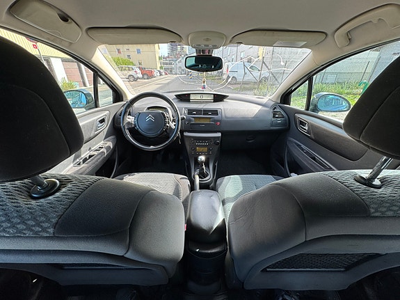 Citroen C4 8 of 9
