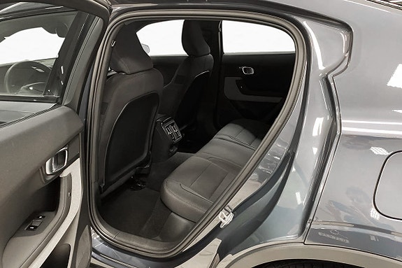 Polestar 2 12 of 15