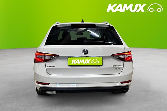 Skoda Superb 5 of 26