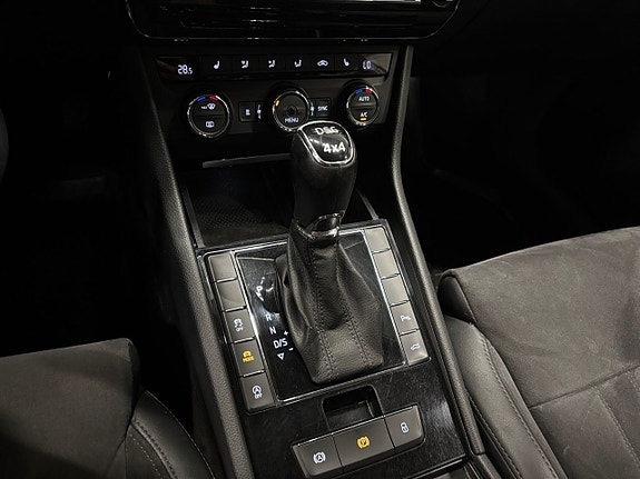 Skoda Superb 21 of 26