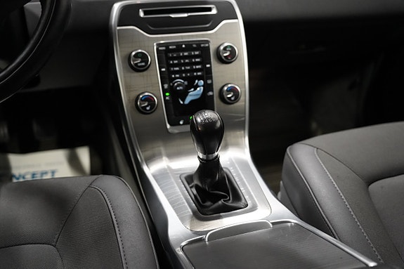 Volvo XC70 13 of 20