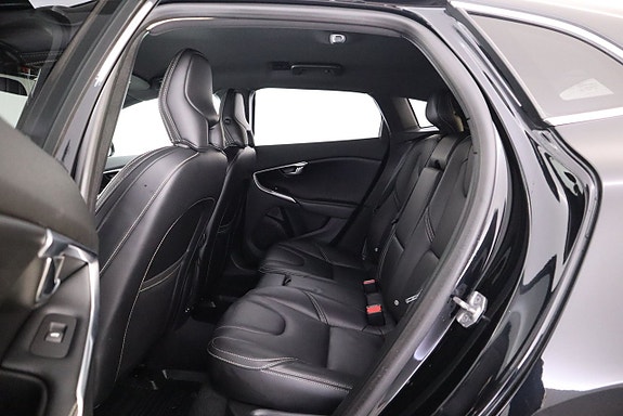 Volvo V40 13 of 22
