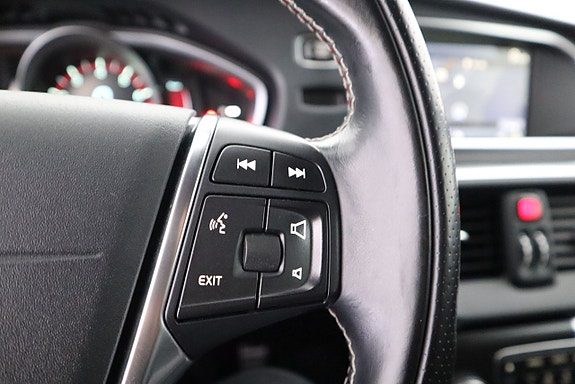 Volvo V40 18 of 22