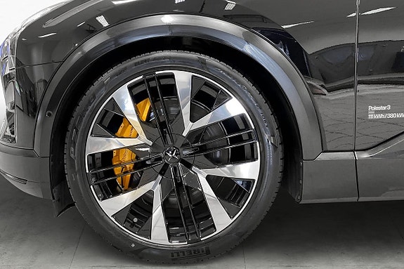 Polestar 3 6 of 15