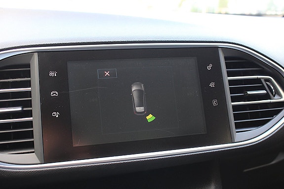 Peugeot 308 22 of 23
