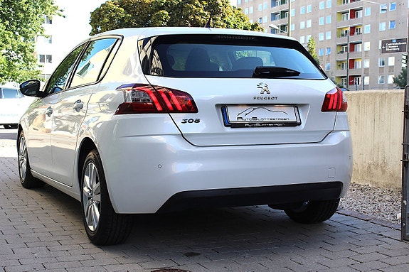 Peugeot 308 9 of 23