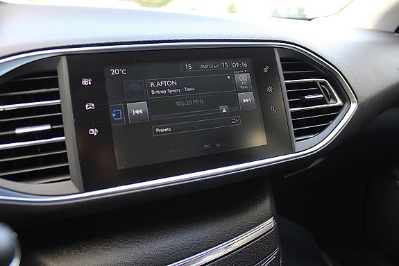 Peugeot 308 21 of 23