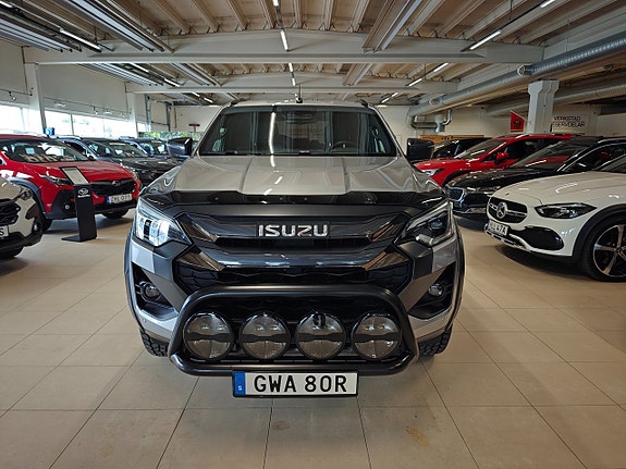 Isuzu XRX 2 of 10