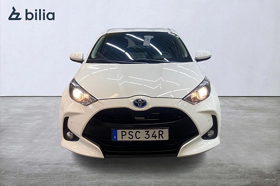Toyota Yaris 6 of 21