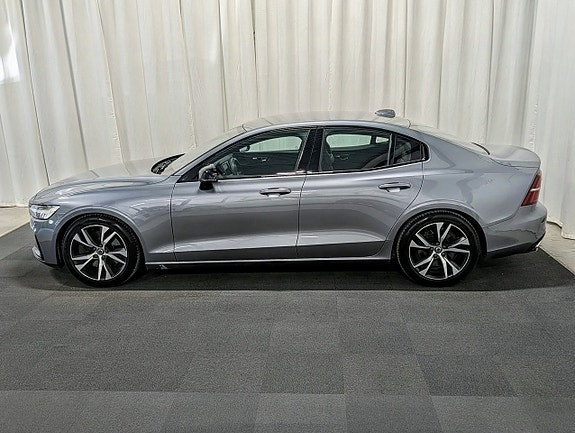 Volvo S60 2 of 14