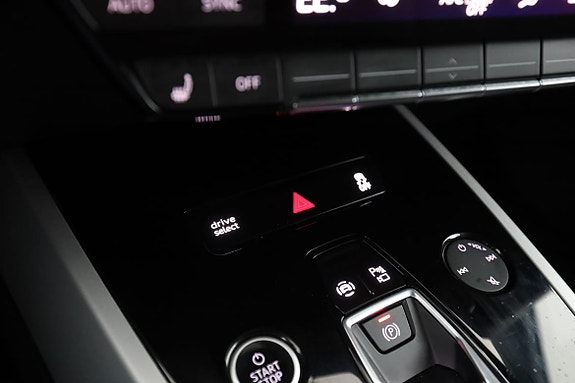 Audi Q4 e-tron 26 of 30