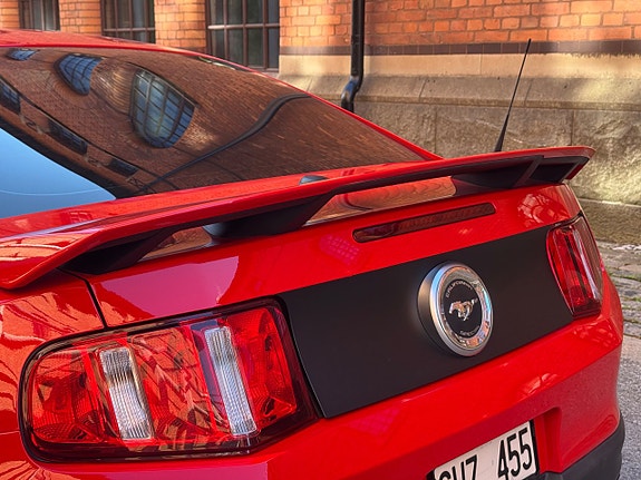 Ford Mustang 27 of 28