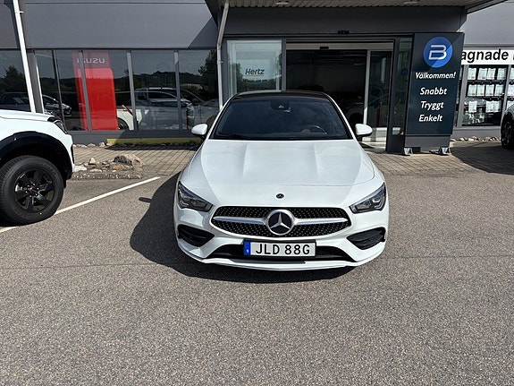 Mercedes-Benz CLA200 d 2 of 15