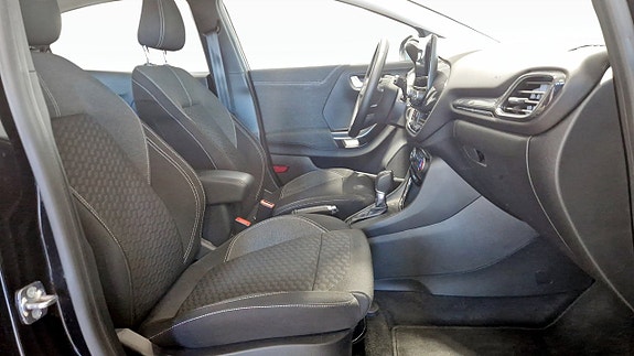 Ford Puma 3 of 12