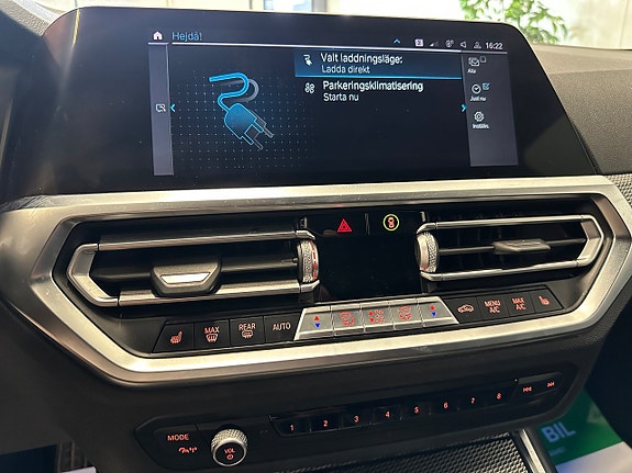 BMW 330e 23 of 28