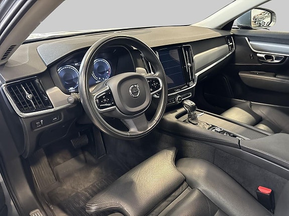 Volvo S90 13 of 18