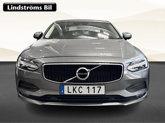 Volvo S90 8 of 18