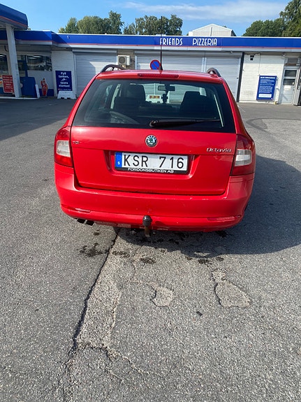 Skoda Octavia 5 of 9
