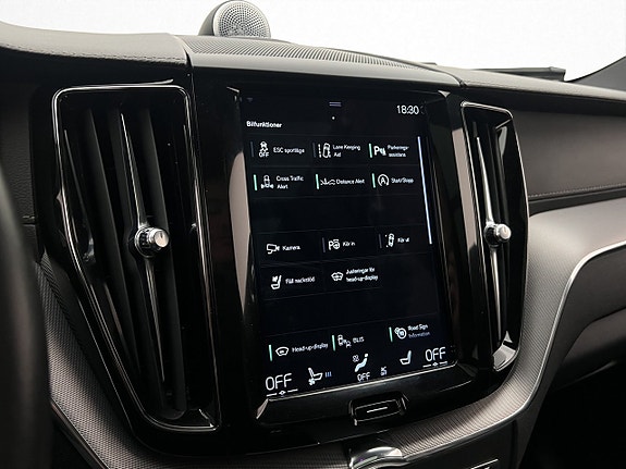 Volvo XC60 24 of 30