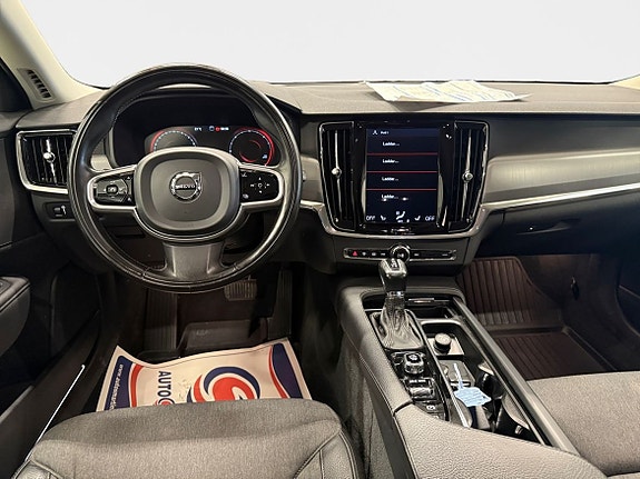 Volvo V90 10 of 15