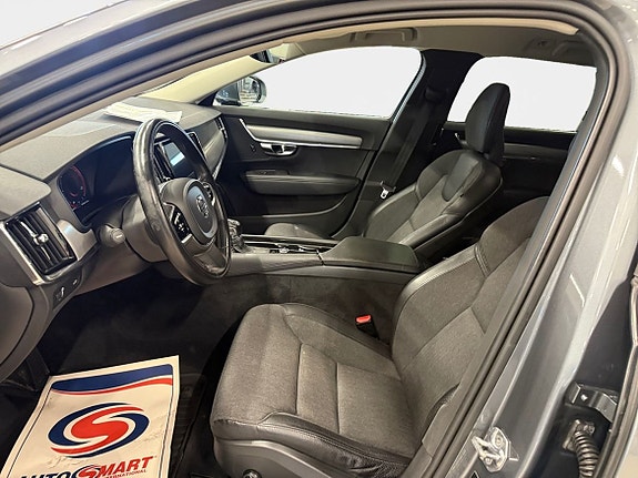 Volvo V90 9 of 15